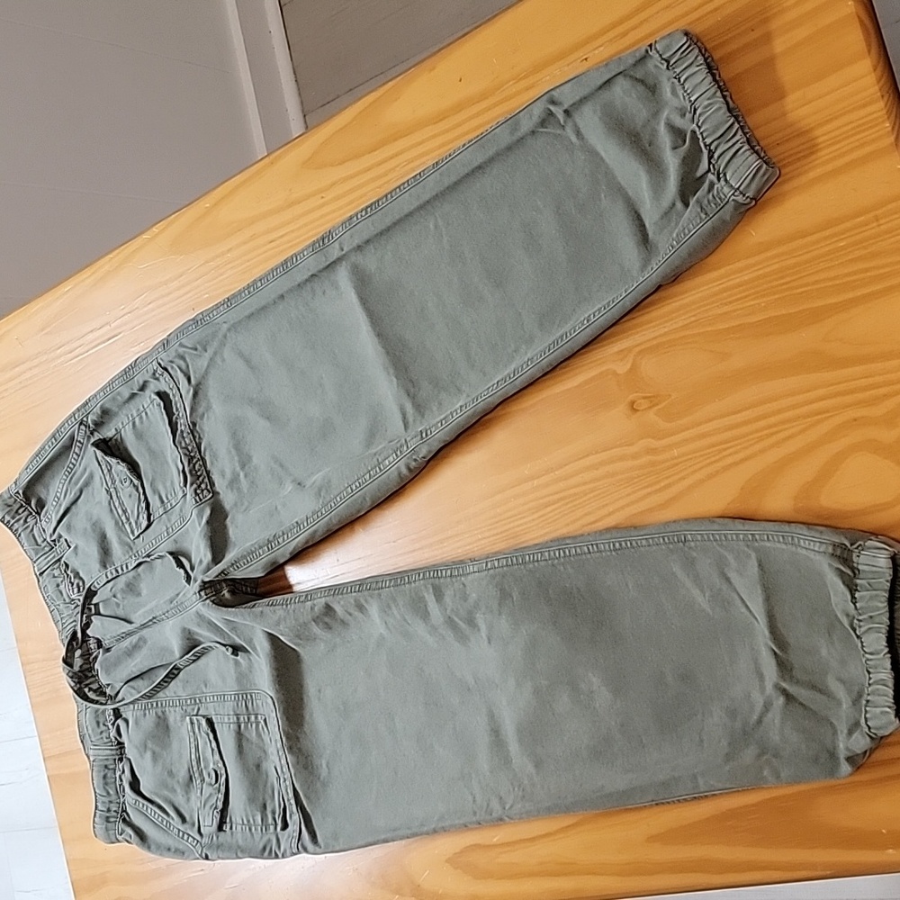 American Eagle Army Green Joggers, Large